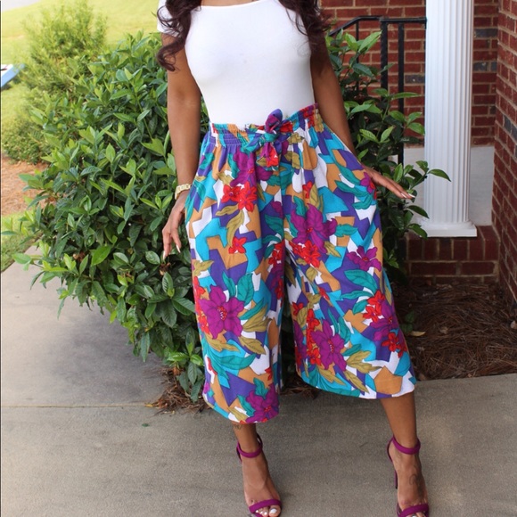 Pants - Colorful & Cute Wide-Leg Capris